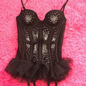 END OF YEAR SALE 🥂 VS Black corset bustier garter